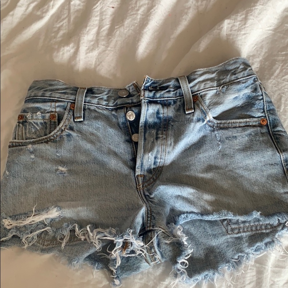 Levi’s lightwash distressed shorts